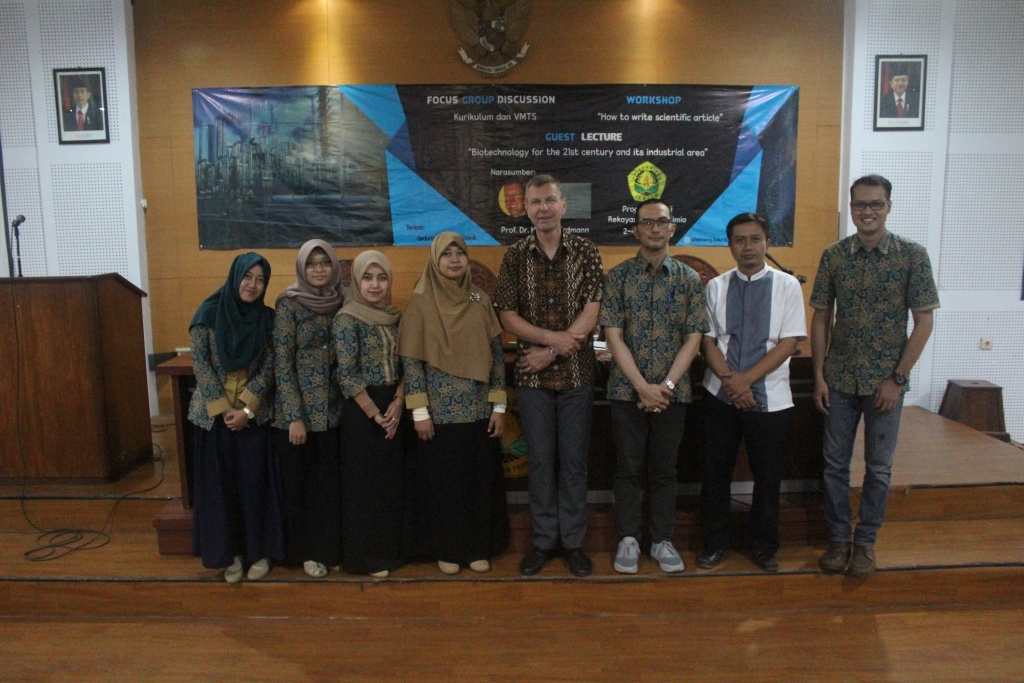 Kegiatan Guest Lecture, Focus Group Discussion (FGD), Dan Workshop ...